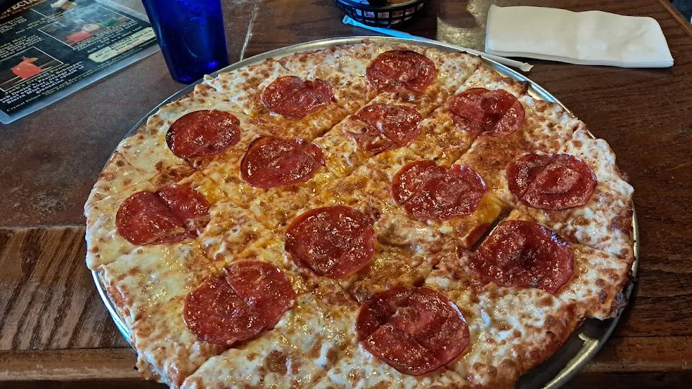 Cheese and Bell Pepper Pizza